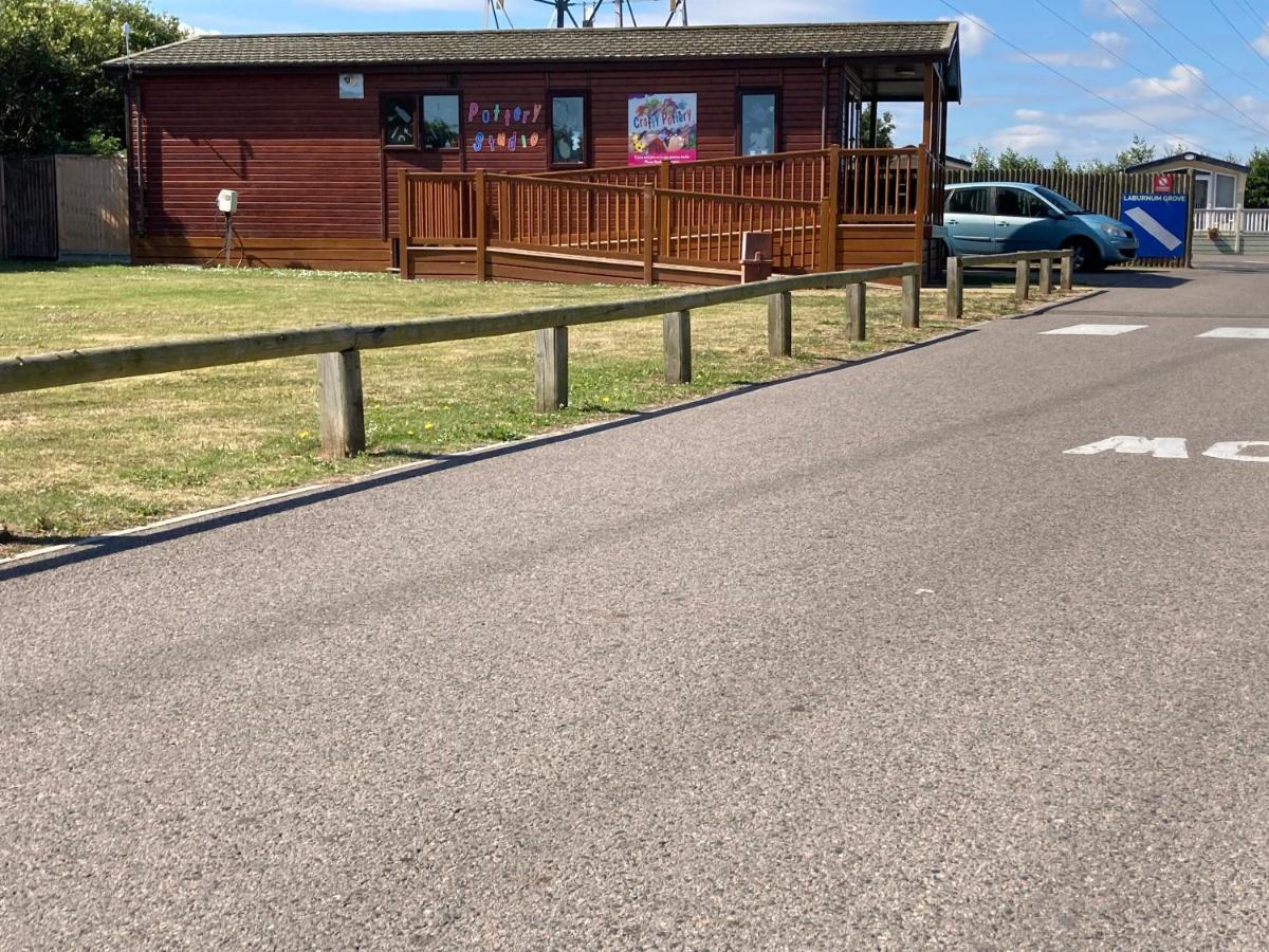 Birchington Vale Caravan Holiday Park エクステリア 写真