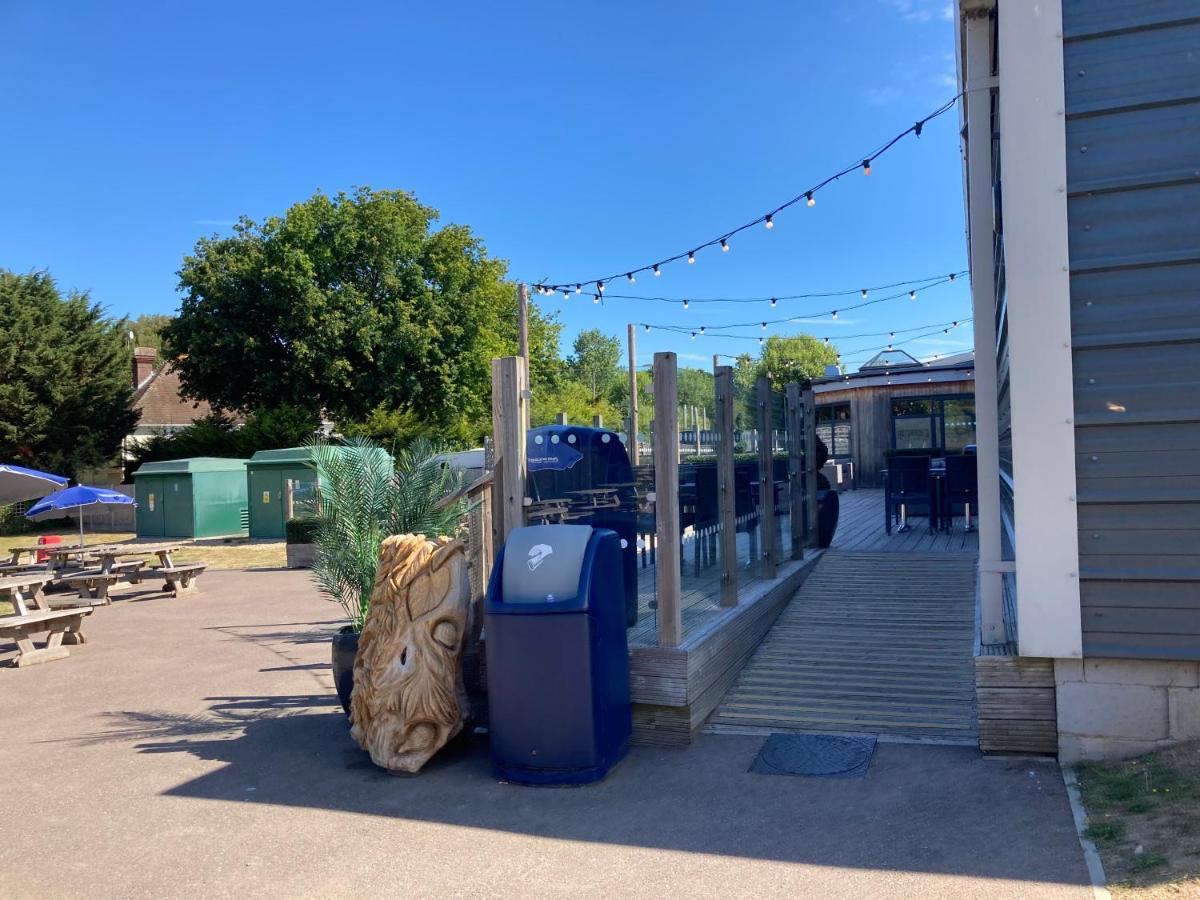 Birchington Vale Caravan Holiday Park エクステリア 写真