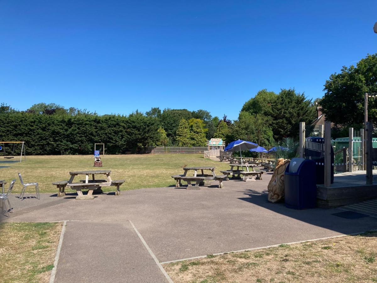 Birchington Vale Caravan Holiday Park エクステリア 写真