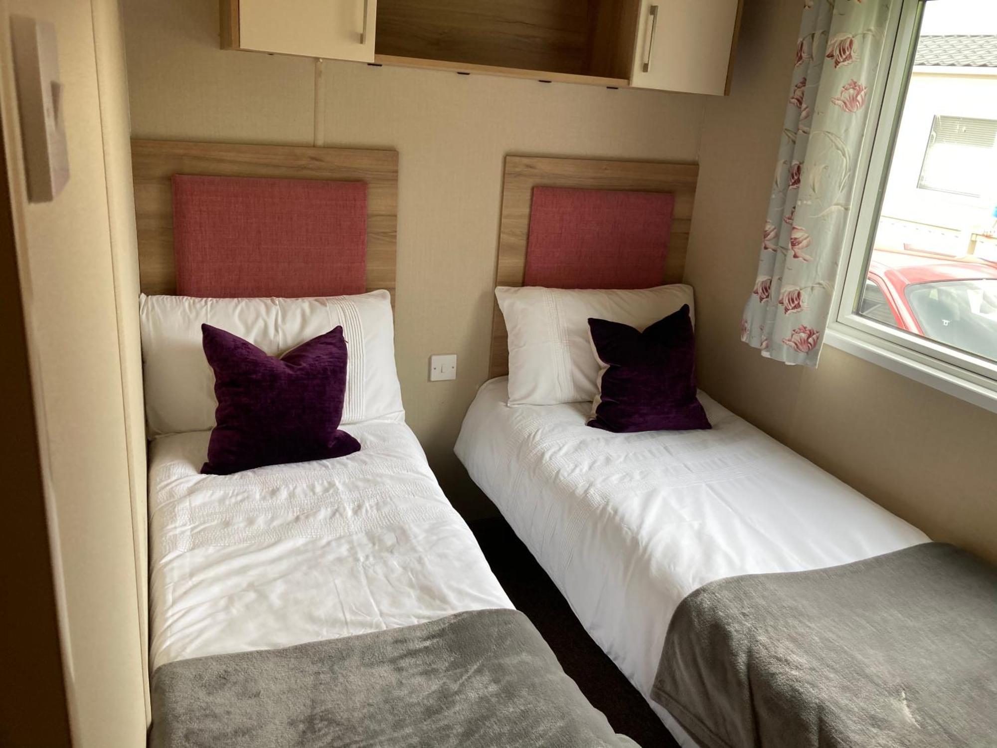 Birchington Vale Caravan Holiday Park エクステリア 写真